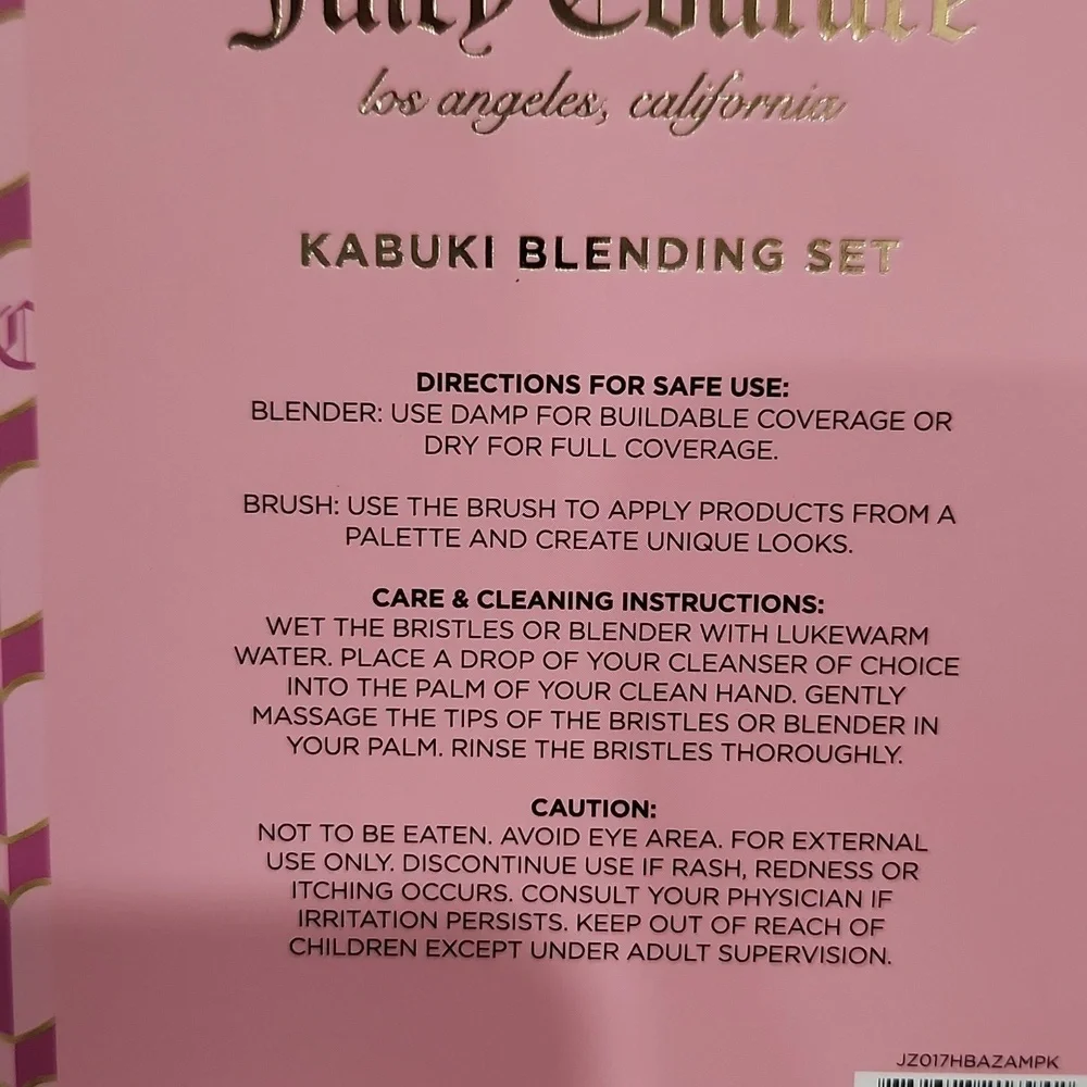 🔹️Juicy Couture🔹️ Kabuki Blendind Set (Brush And 2 Blender)
